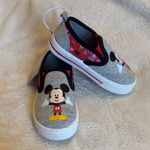 Disney 100 Gray Mickey Mouse Kids Sneakers Size 7